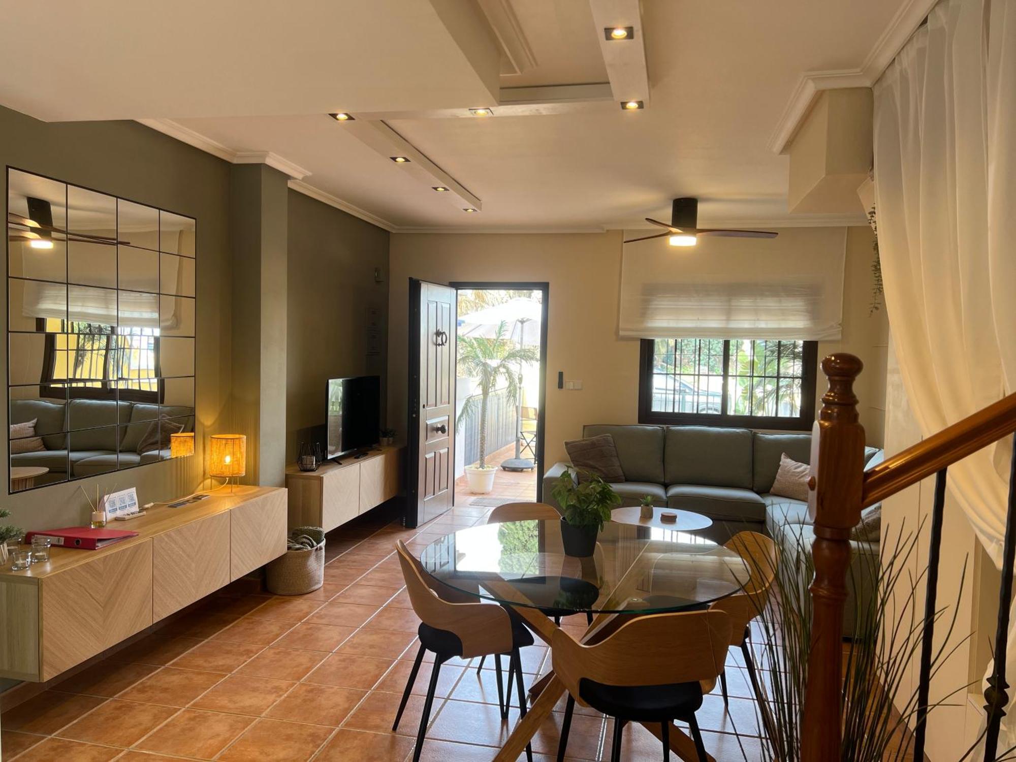 Casa Rodasa - 2 Bedrooms, Roof Terrace, Airco, Front-Terrace, Back-Patio, Communal Pool, Etc Esterno foto